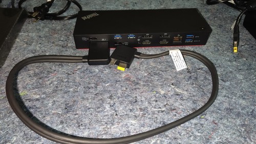 Lenovo Thunderbolt 3 WorkStation Dock DK1841 with ORIGINAL 170 & 65W Adapters! - Picture 12 of 18