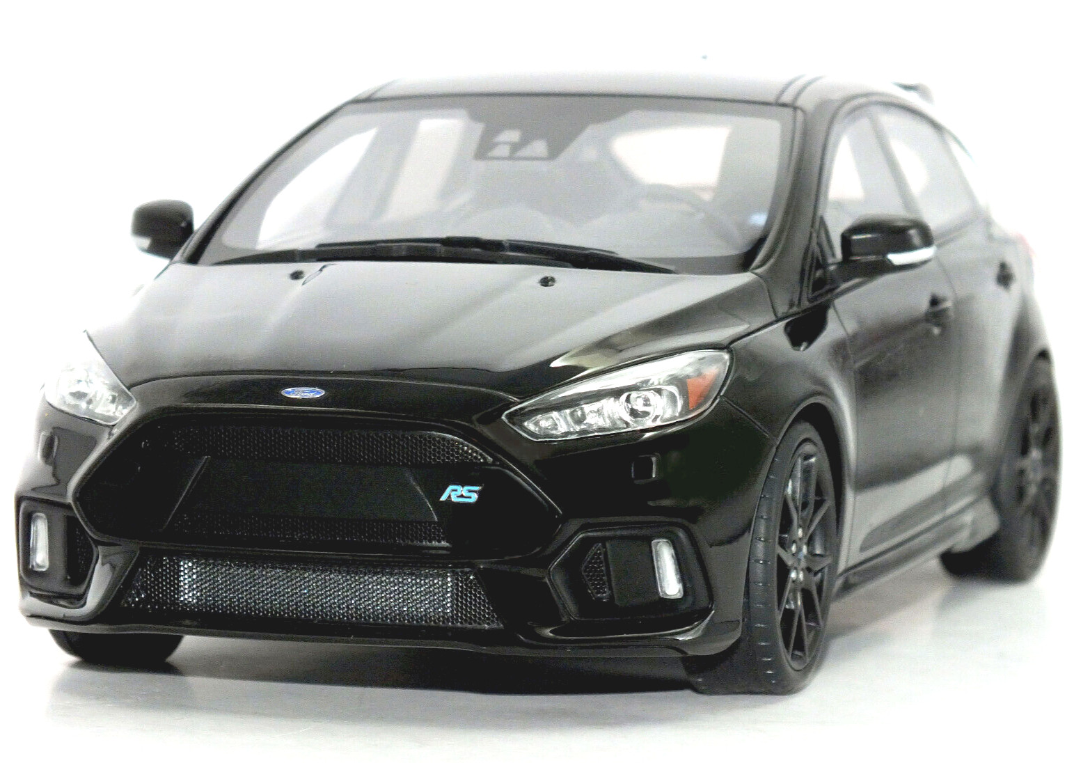 Ottomobile Ford Focus RS Mk3 2017 Shadow Black OT950