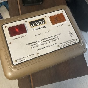 montgomery ward Fence Charger 89-22767A