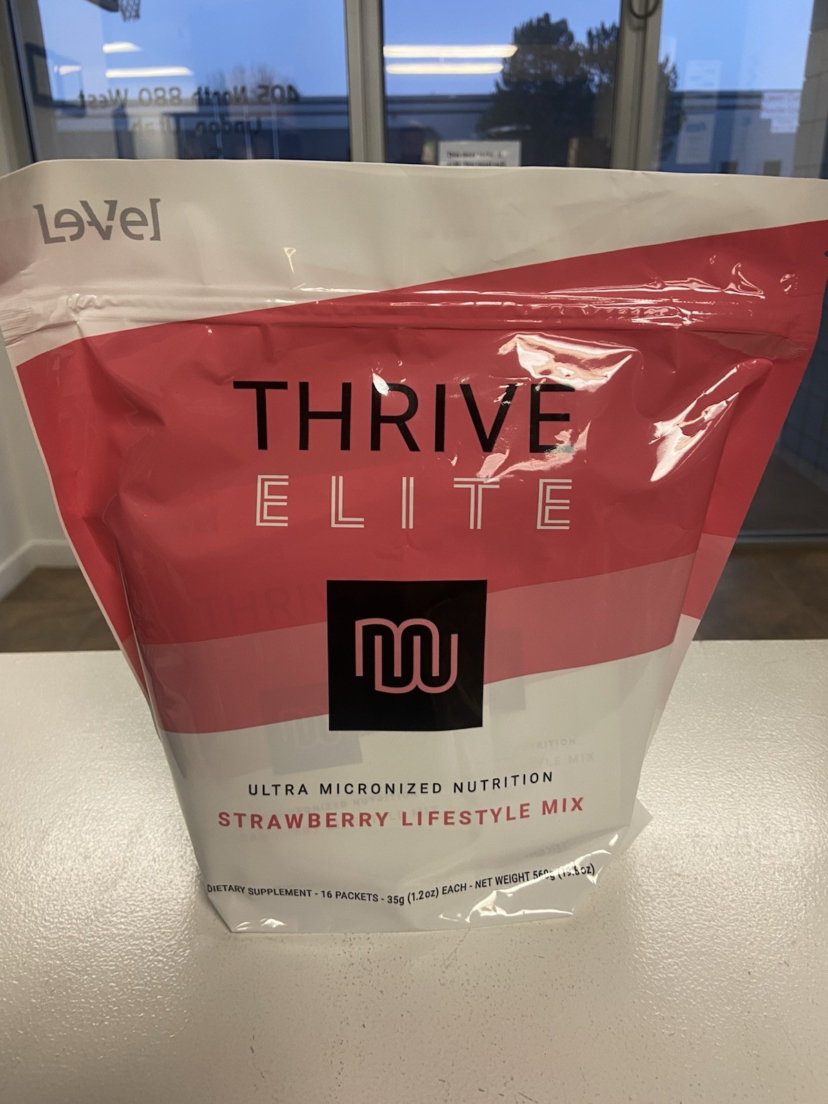 Le-vel Thrive Elite Strawberry Lifestyle Shake Mix - New - Ships Fast