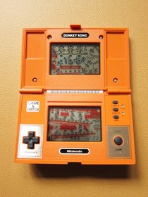 NINTENDO Donkey Kong Game and Watch in Excellent Condition (DK-52) 1982