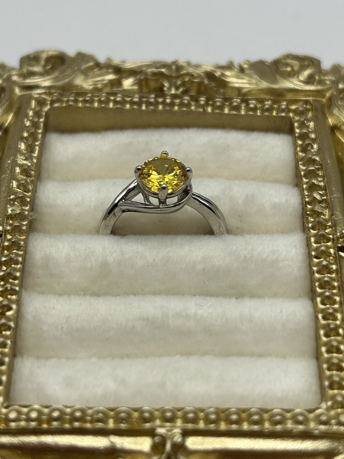 Silvertone Ring with Round Yellow Rhinestone Soli… - image 3
