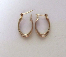 14k Tri-Color Gold 3 Band Twisted Hoop Earrings 2.2g, L-20mm, W-15mm - .75"