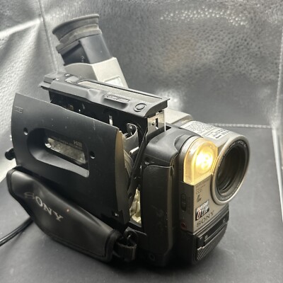 Sony Video Camera Recorder CCD-TR940 W/manual And HandyGuide