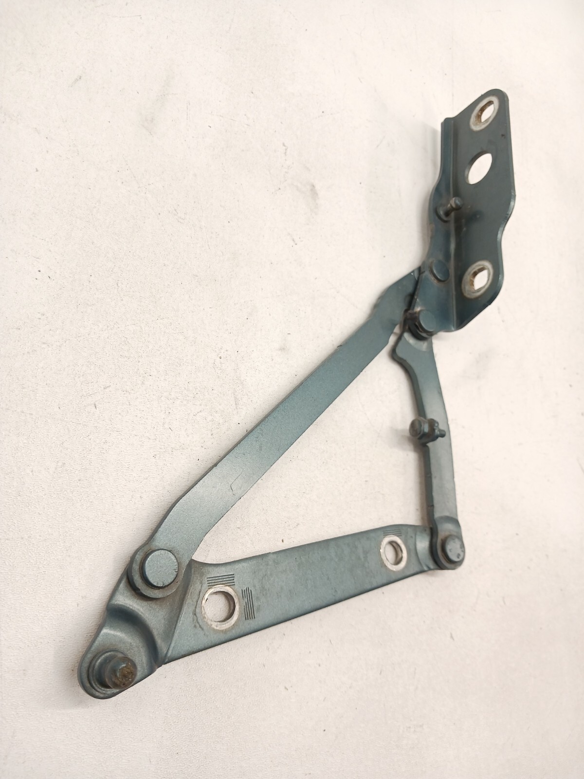 2009 chevrolet malibu trunk lid left hinge eBay