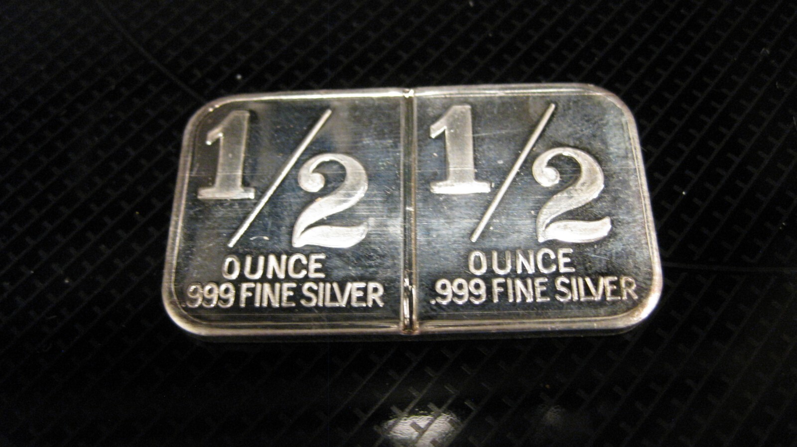 International Trade Unit 1 oz .999 Fine Silver Bar 1\2 1\2