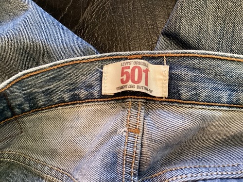 LEVIS 501 DISTRESSED VTG 34”x32” - Picture 10 of 10