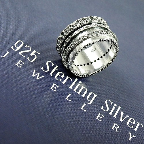 Natural Cubic Zirconia Gemstone Solitaire Tribal Ring Size K 1/2 925 Silver P21
