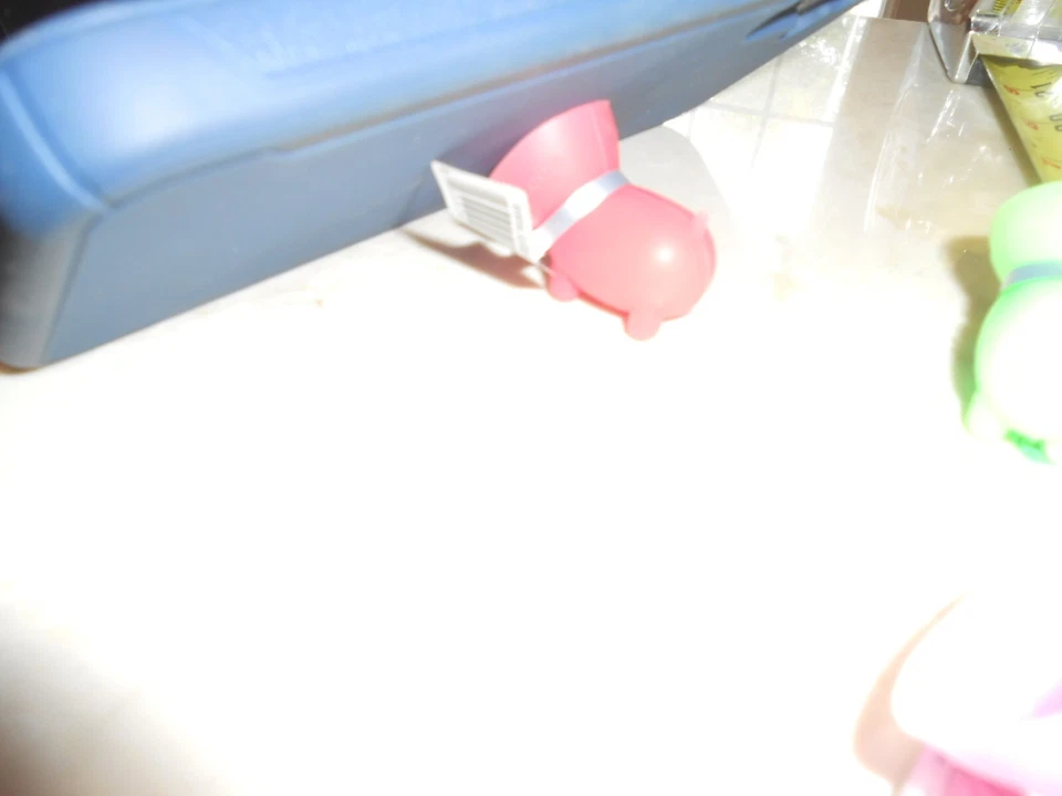 The Original Piggy Cell Phone Stands lot of 2 to 200  NEW! Killer Concepts - Image 3 of 3