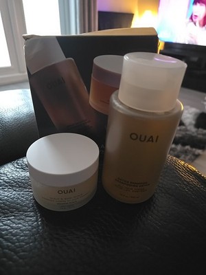 Ouai Detox Shampoo & Scal & Body Scrub Duo Geschenkset Neu Originalverpackt 