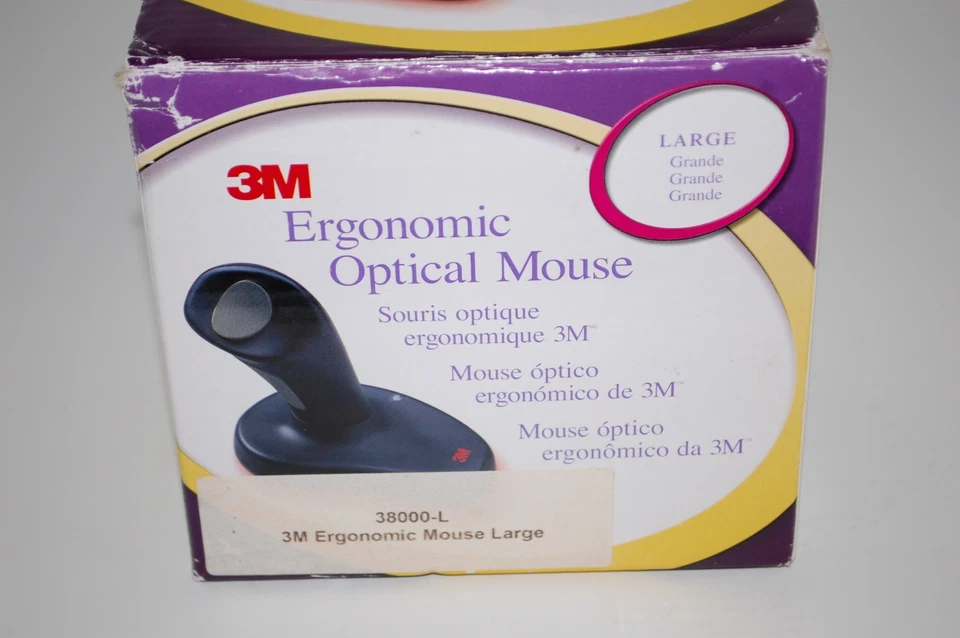 3M Ergonomic Vertical Grip Optical Mouse Wired USB EM500GPL - Image 3 of 4