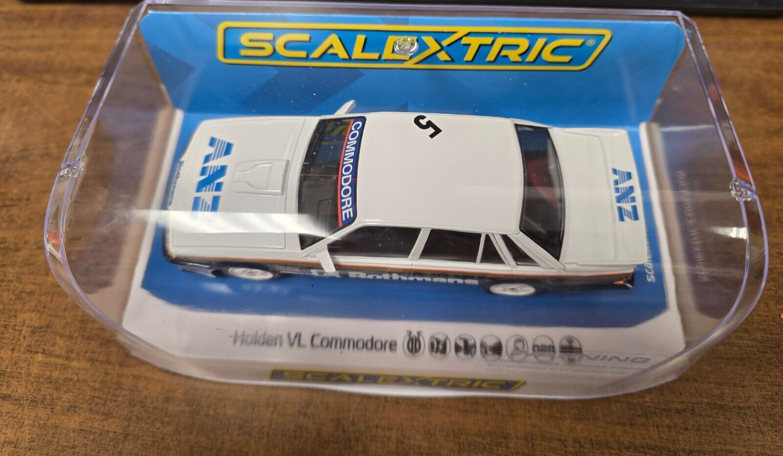 Picture 2 of 4