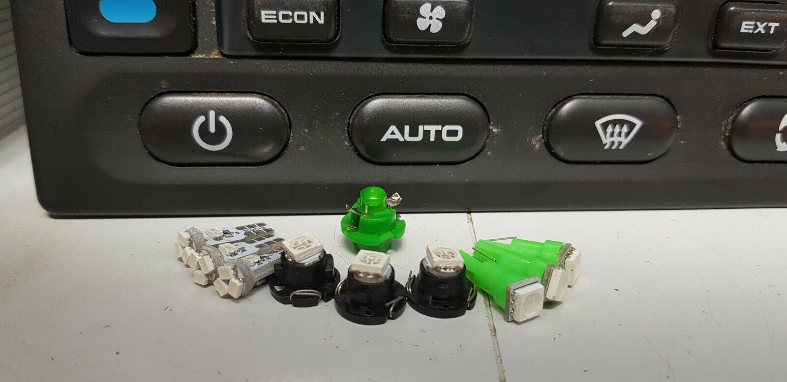 Picture 4 of 8