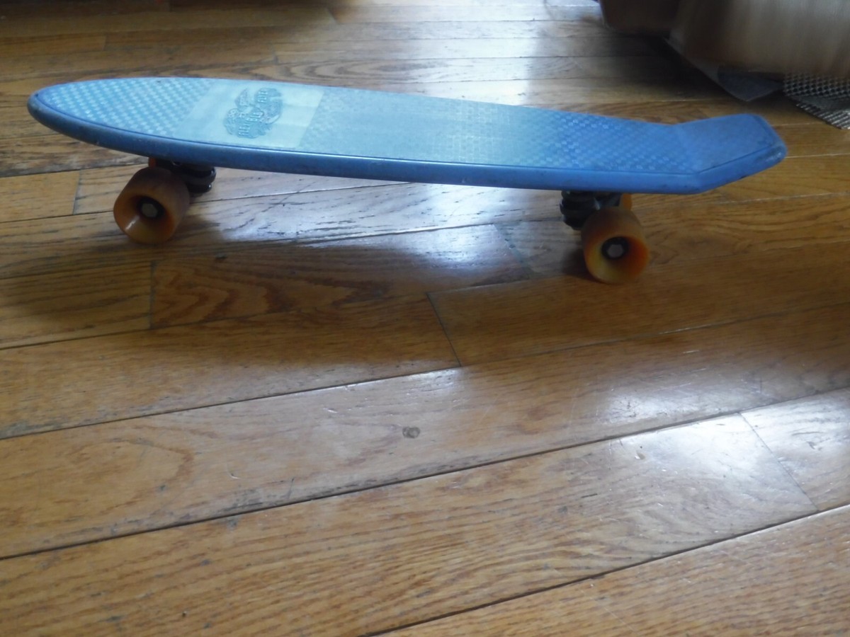 Vintage 1970's Era Flexibe Flyer Blue Skateboard in good