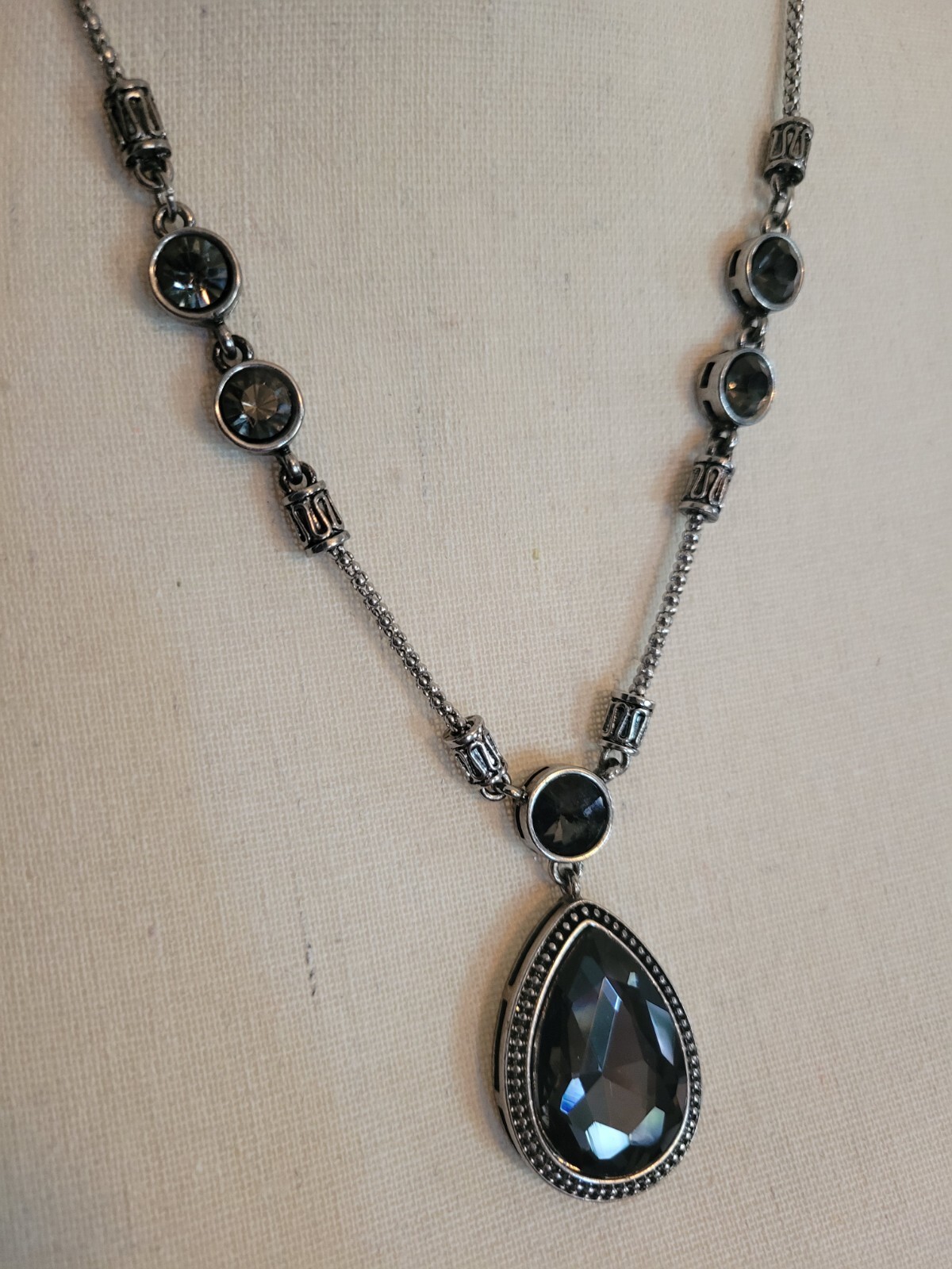 Statement Neclace. 20" Plus With Extender. - image 4