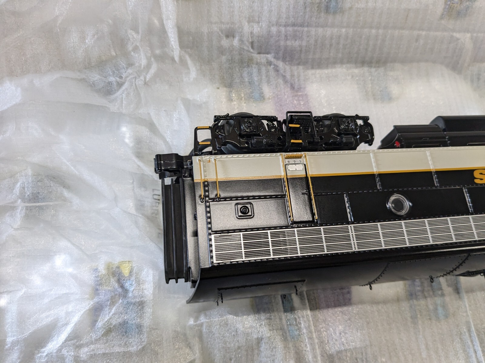 Picture 11 of 24