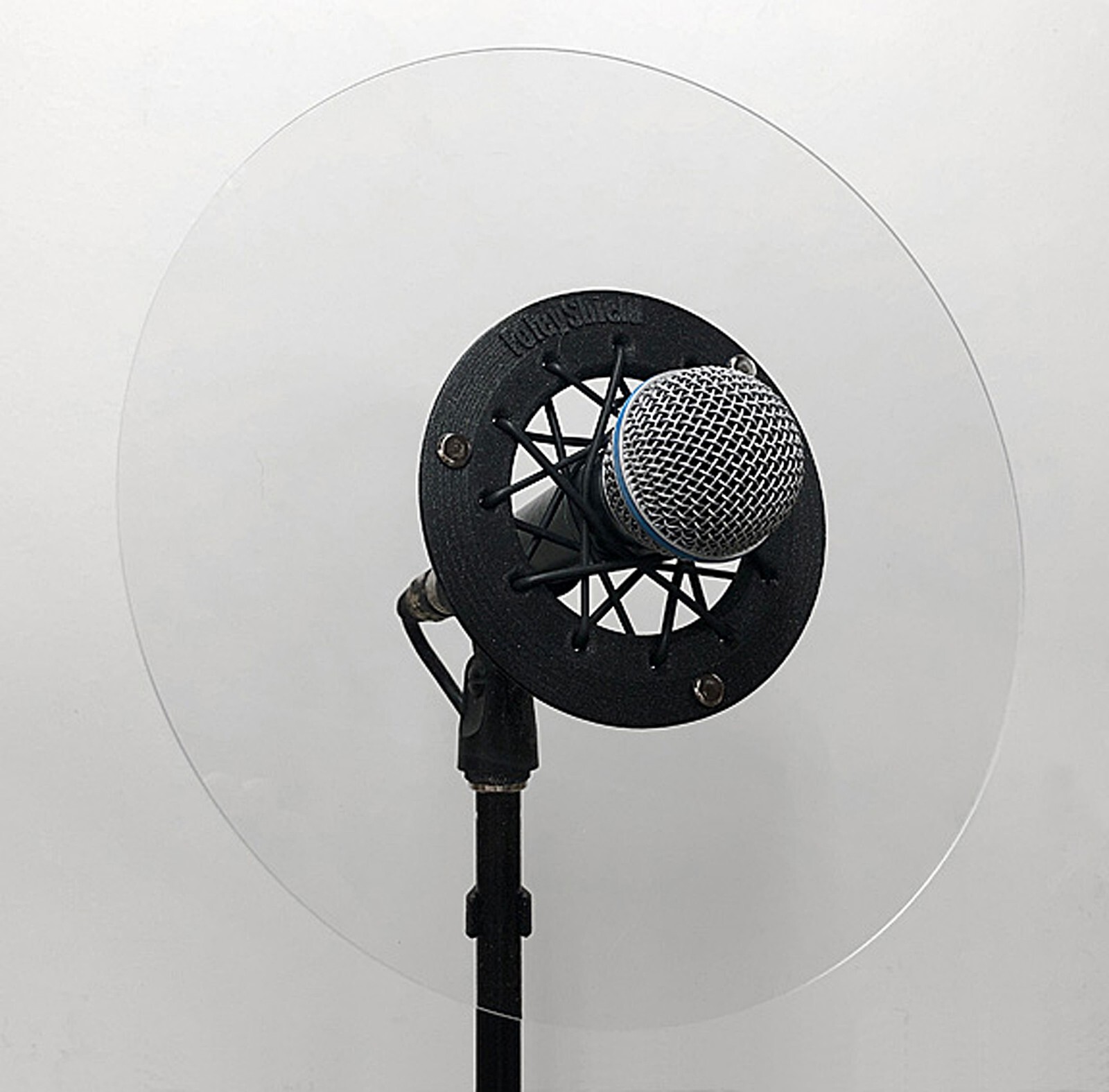 Trumpet, sax mic reflector shield II for live sound monitoring, fits