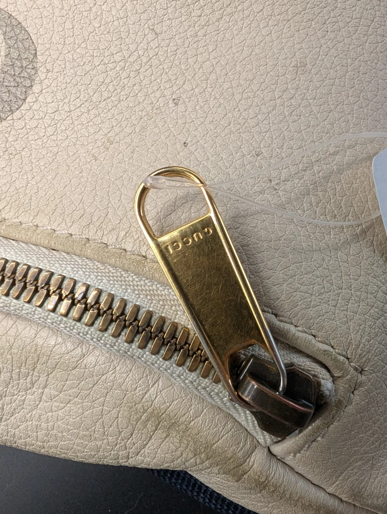 Gucci Sherry Line White Leather Waist Bag with Logo 530412 0GCCT 250605