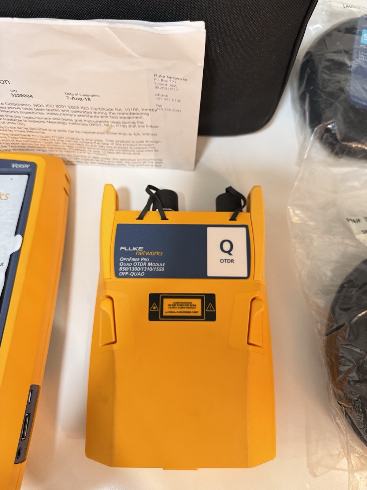 FLUKE NETWORKS VERSIV OPTIFIBER PRO OTDR KIT W/ QUAD OTDR MODULE & ACCESSORIES
