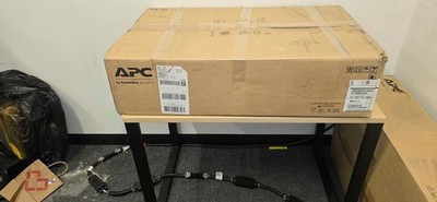 APC by Schneider Electric Smart-UPS 3000VA LCD RM 2U 120V - SMT3000RM2UNC