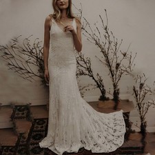 Boho Mermaid Wedding Dresses V-Neck Sleeveless Lace Appliques Beach Bridal Gowns
