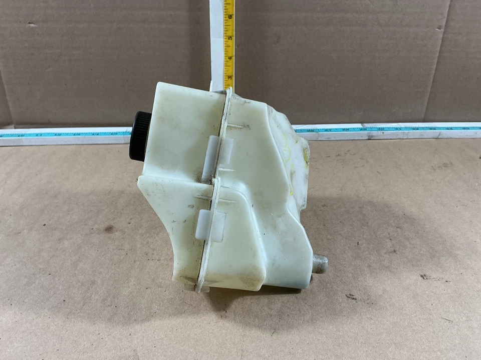 Nissan Máxima 2016-2019 tanque de expansión de refrigerante de radiador 217103TA1A OEM Foto 3 de 4