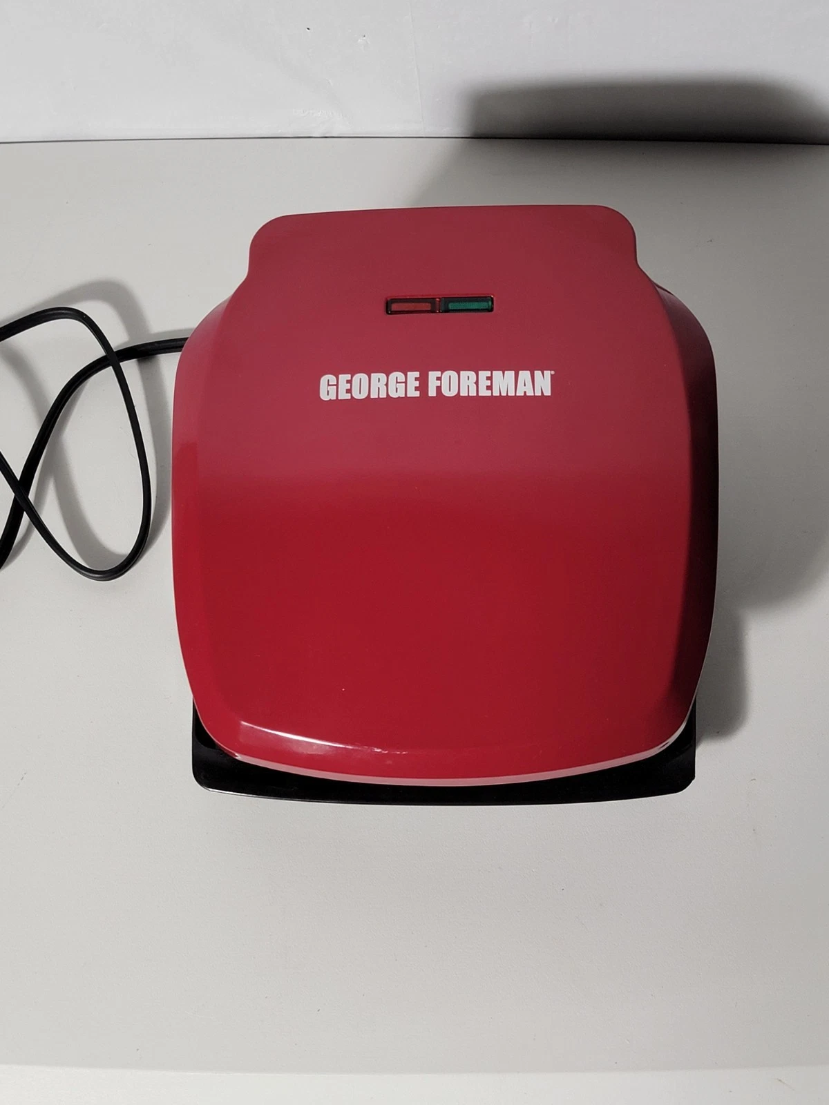 George Foreman Grill GR320FRC NWOB Red 2-Serving Grill