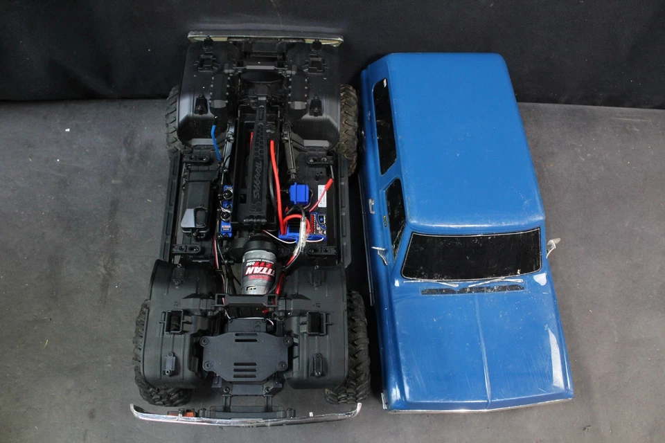 92086-4 TRX-4 Chevrolet Blazer High Trail Edition 272 - Image 3 of 4