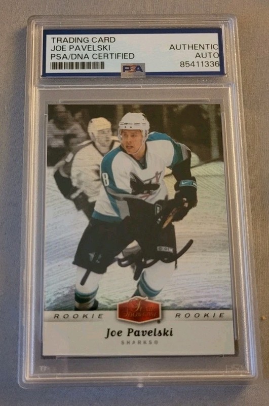 Joe Pavelski Signed 2006-07 Fleer Flair Hockey Rookie Card RC IP auto PSA Sharks