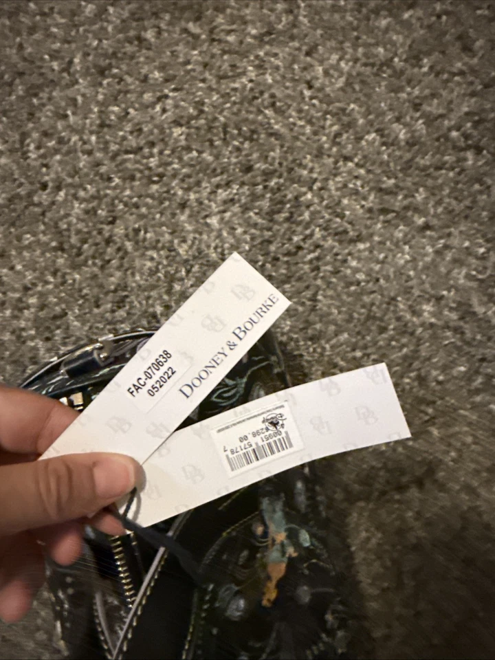 Сумка Disney Aladdin 30th Anniversary Dooney & Bourke сумка - дом без дыма - Изображение 3 из 4