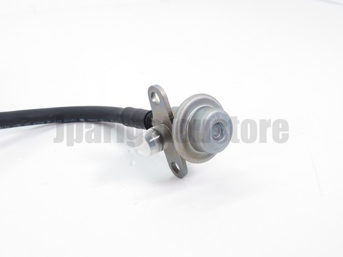 Nissan Genuine 22675‑EV10B Fuel Damper (Right, S30 350Z) 2007–2009 - Picture 3 of 8