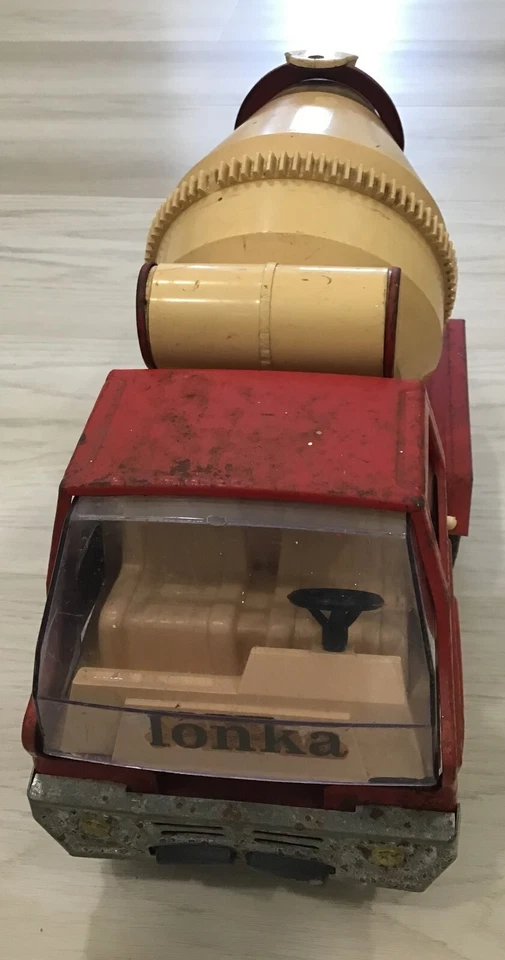 Camión mezclador de cemento Tonka años 60 rojo y blanco Foto 3 de 4