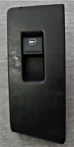 VW Passat 3C 3AA Fensterheber Schalter Schalteraufnahme hinten links 3AA868749