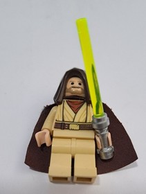 LEGO Star Wars Qui-Gon Jinn 7665 Light Flesh Jedi Knight Minifigure!