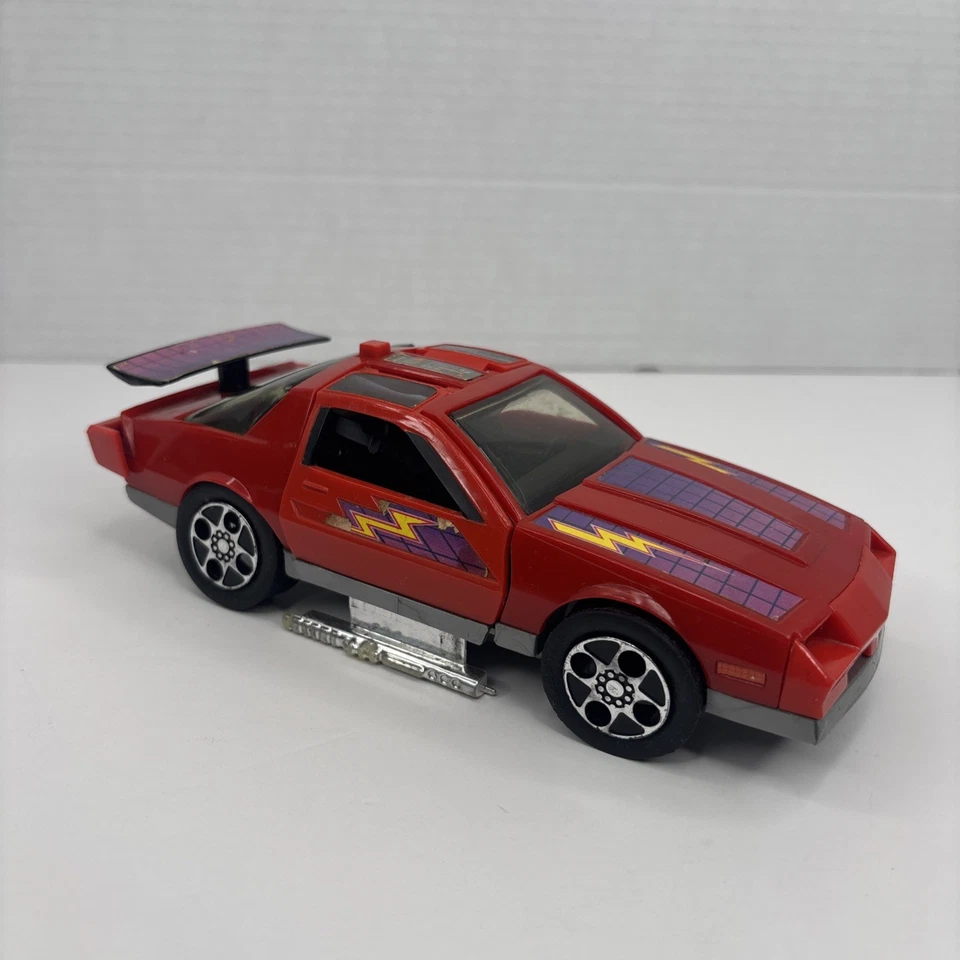 Vintage Kenner M.A.S.K 1985 Thunderhawk Camaro Matt Trakker Action Figure & Mask - Image 4 of 4