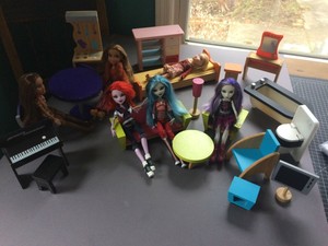 bratz furniture