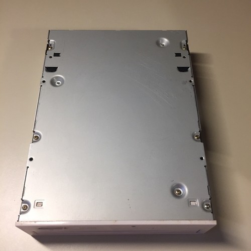 Vintage MITSUMI Computer CD-ROM Drive CRMC-FX421T - Picture 8 of 8