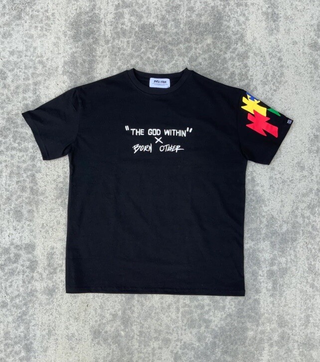 ALTRA T shirt BORN OTHER God taglia (Uomo) M (edium)