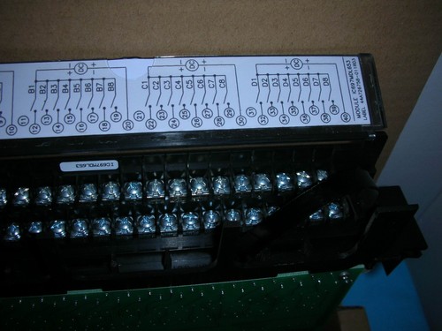 GE FANUC IC697MDL653 - Foto 3 di 5