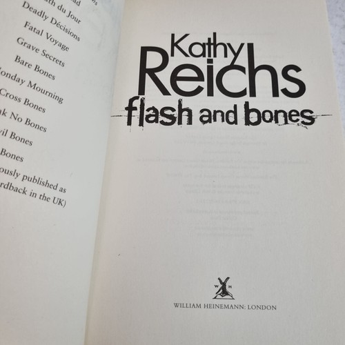 Kathy Reichs Six Book Bundle Bones To Ashes Large (Paperback, 2001) - Picture 13 of 15