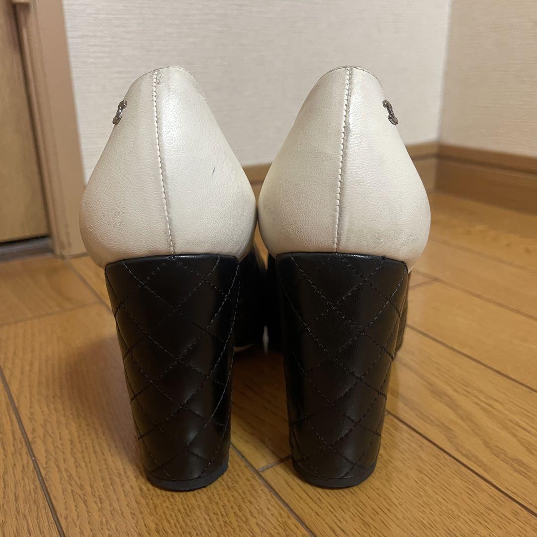 Chanel Pumps Heels Matelasse Patent Leather Black White Size 37 US About7 Women thumbnail 23