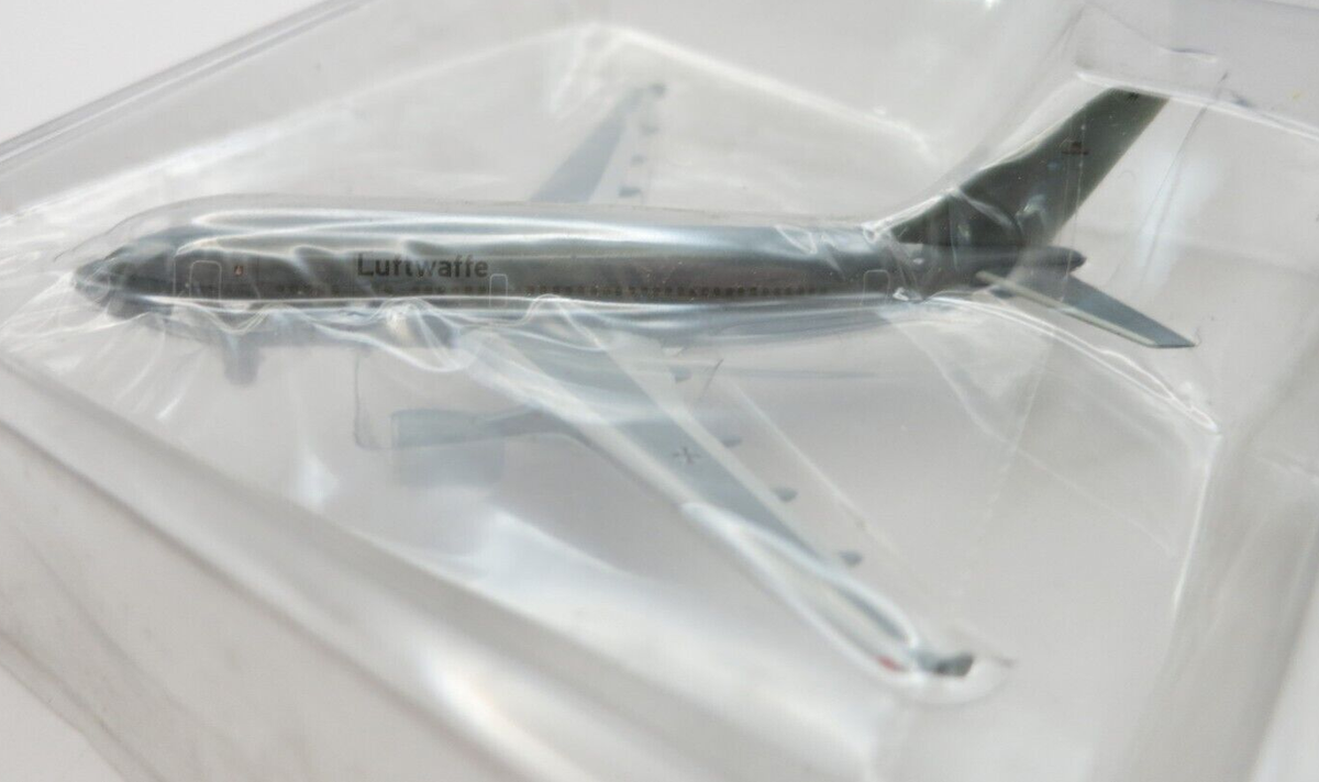 Herpa Luftwaffe Airbus A310-300 MRT Model - Otto Lilienthal - 1