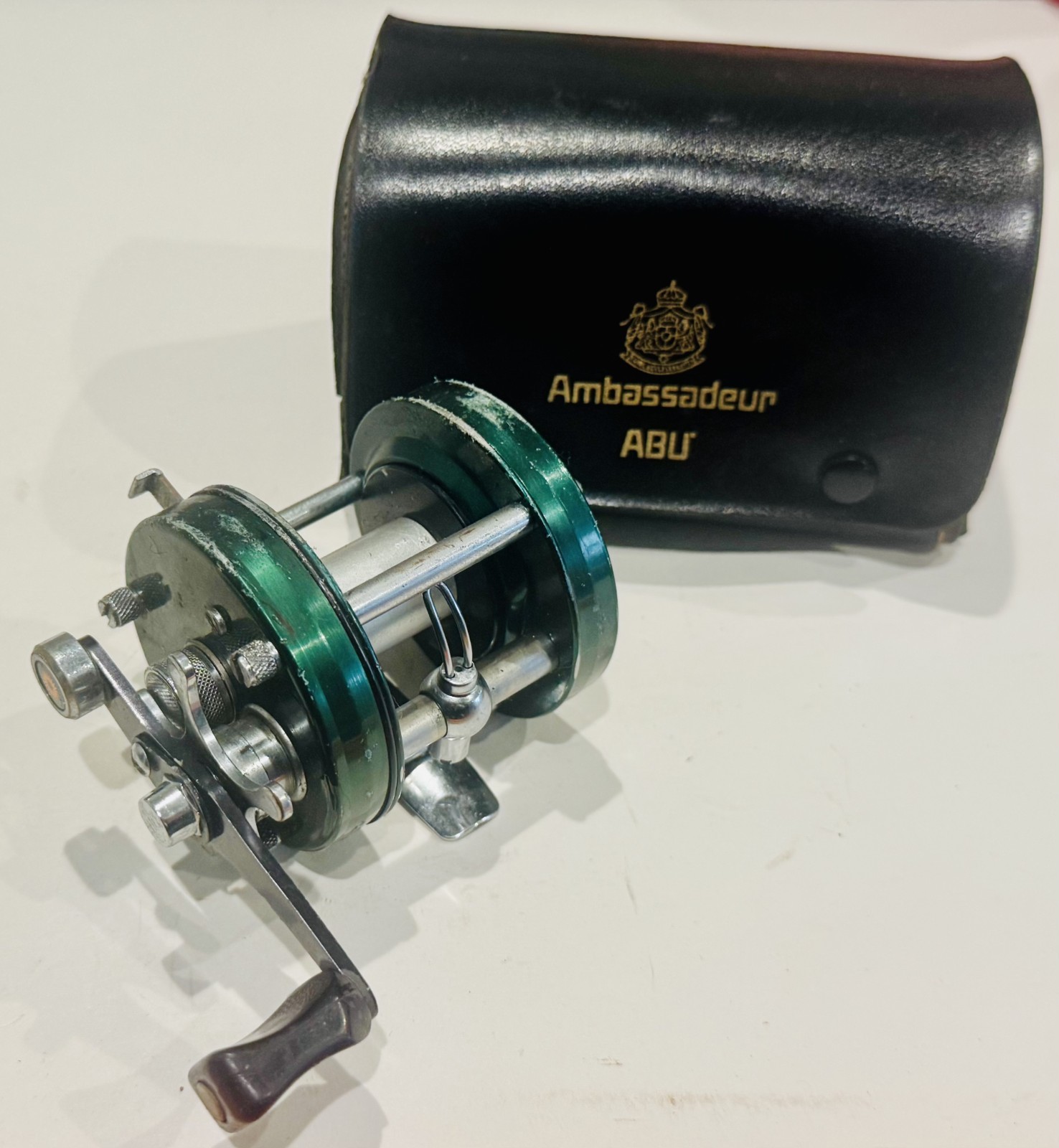 Moulinet d'appât rouge Abu Garcia Ambassadeur 5000