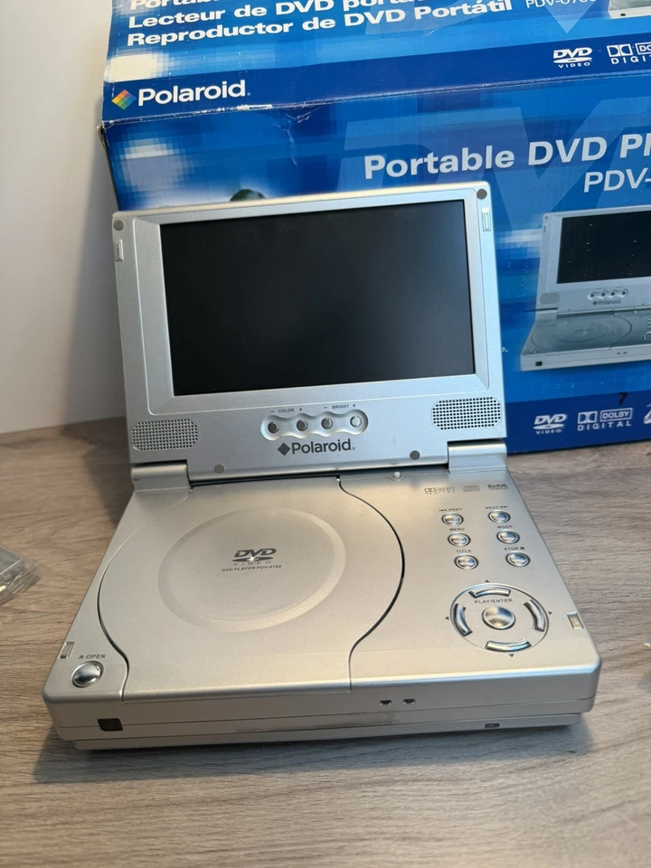 Polaroid PDV 0700 Portable DVD Player w Accessories untested   - Image 3 of 4
