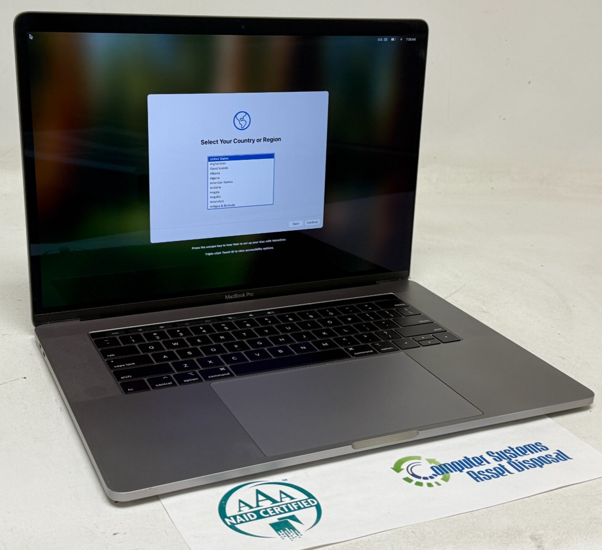 MacBook Pro 15インチ 2019 / メモリ16GB / 256GB Amazon.com: Apple 2019 MacBook Pro with 2.6GHz Intel Core i7 (15