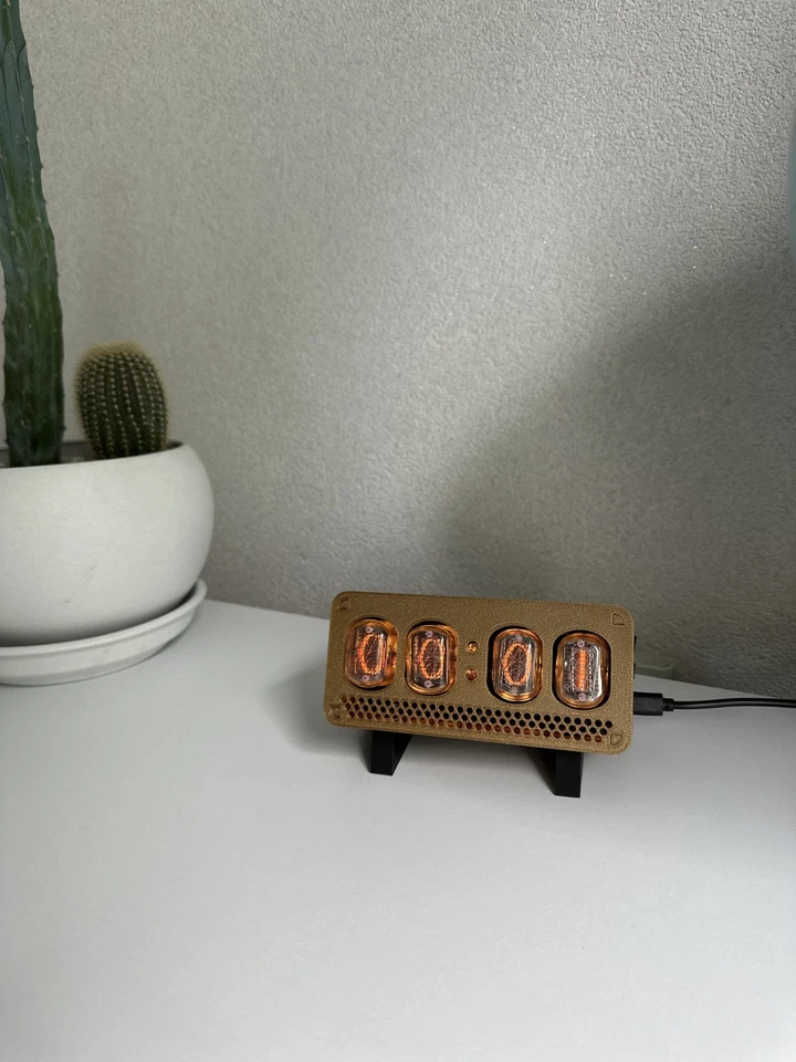 NIXIE CLOCK In-12 with tubes 4 Digits + LED RGB Backlight + Mini USB cable - Image 2 of 4