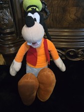 Disney Goofy Plush Stuffed Animal 2009 Medium Orange Shirt Red Vest