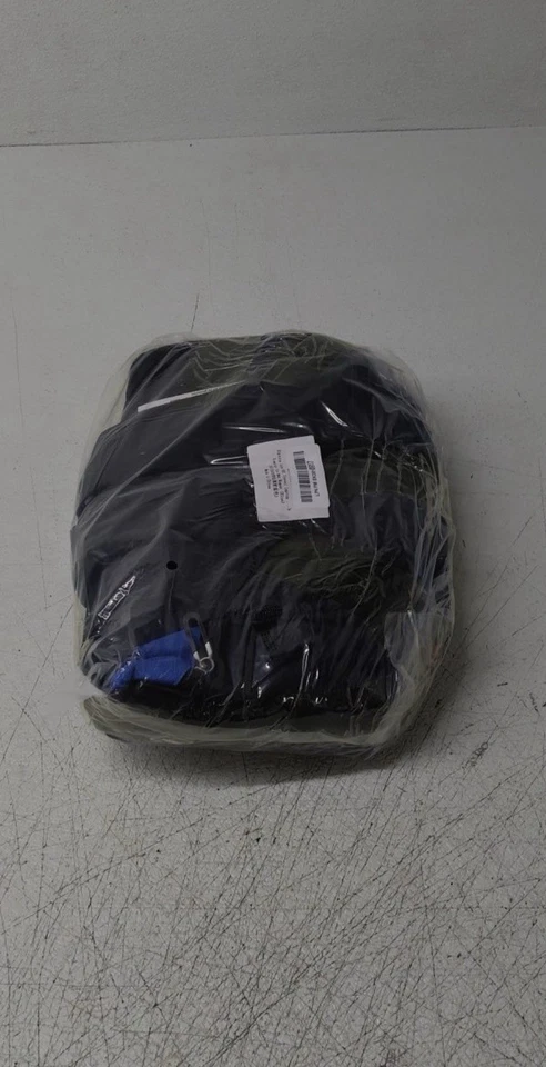 SHRRADOO Extra Large 50L Travel Laptop Backpack with USB Charging Port, Blue - Image 3 of 3