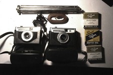 Pair vintage Agfa Isoflash-Rapid C camera from the 1960s plus filters and case