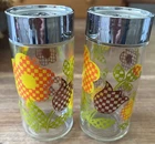Vintage Anchor Hocking Glass 1970 "flower power" salt and pepper shakers.